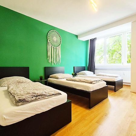 Langenfeld Apartment Exteriör bild